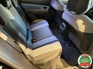 OPEL Grandland usata, con Luci diurne LED