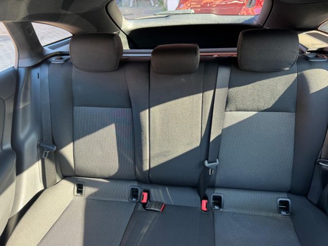 MERCEDES-BENZ CLA 180 usata, con Luci diurne LED