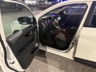 NISSAN Qashqai usata 16