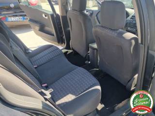 RENAULT Megane usata, con Controllo automatico clima