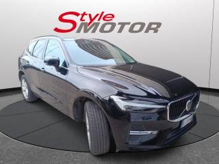 VOLVO XC60 B4 (d) AWD Automatico Momentum Pro Sport