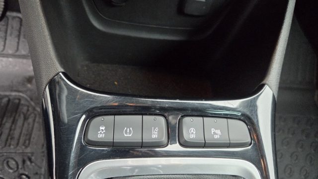 OPEL Crossland X usata, con Bracciolo