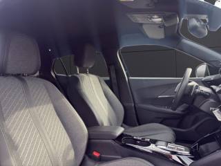 PEUGEOT 2008 usata, con Sensori di parcheggio posteriori