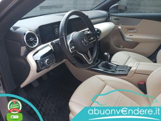 MERCEDES-BENZ A 200 usata, con Controllo automatico clima