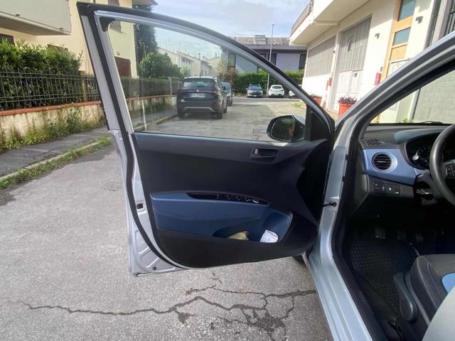 HYUNDAI i10 usata 15