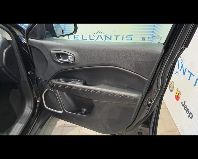 JEEP Compass usata 17