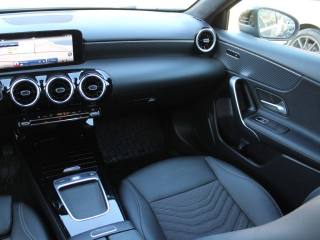 MERCEDES-BENZ A 180 usata, con USB