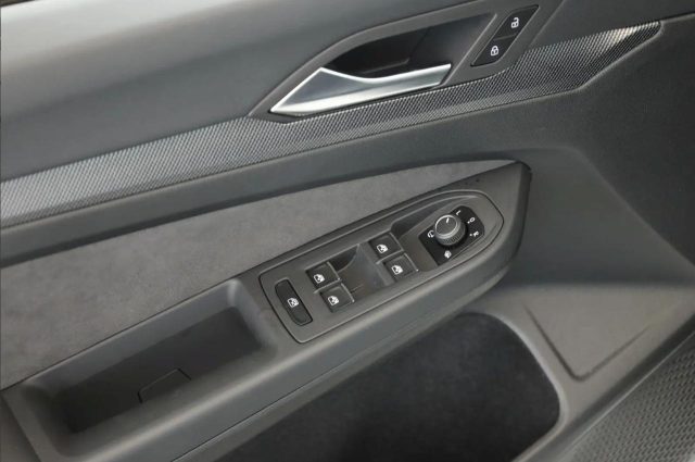 VOLKSWAGEN Golf GTI usata, con Park Distance Control