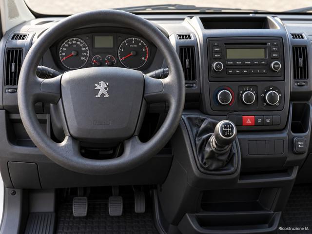 PEUGEOT Boxer usata, con ESP
