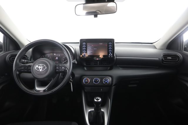 TOYOTA Yaris usata 4