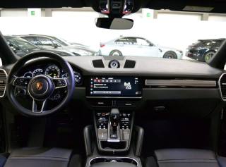 PORSCHE Cayenne usata, con Cerchi in lega