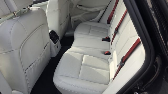 PORSCHE Macan usata, con Sedili riscaldati