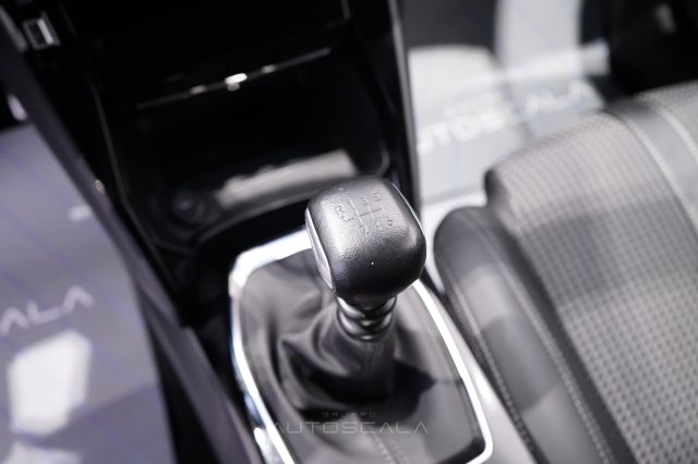 PEUGEOT 208 usata, con Vetri oscurati