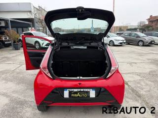 TOYOTA Aygo usata, con Autoradio