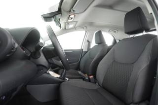 TOYOTA Yaris usata 9