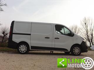 OPEL Vivaro usata, con Specchietti laterali elettrici