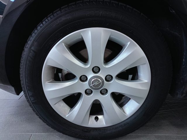 OPEL Meriva usata, con Isofix