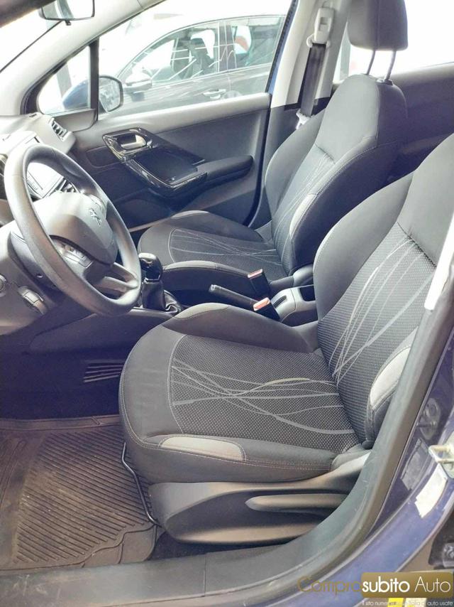PEUGEOT 208 usata, con Fendinebbia
