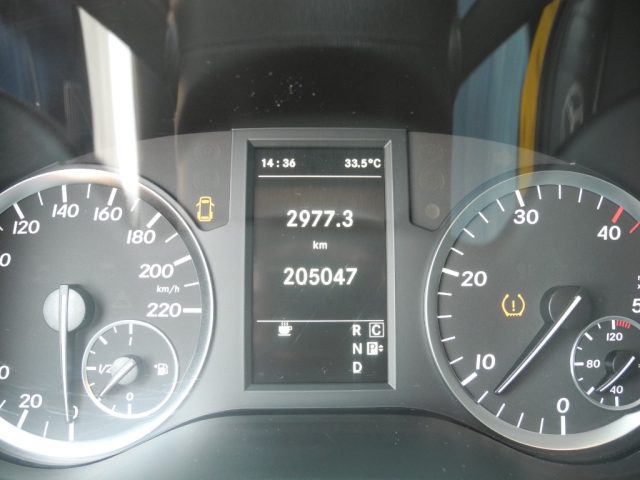 MERCEDES-BENZ Vito usata, con Luci diurne LED