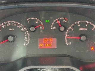 OPEL Combo usata 17