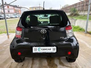 TOYOTA iQ usata, con Alzacristalli elettrici