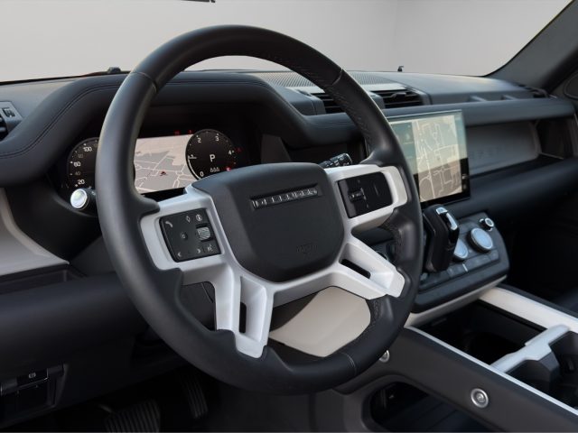 LAND ROVER Defender usata, con Cruise Control