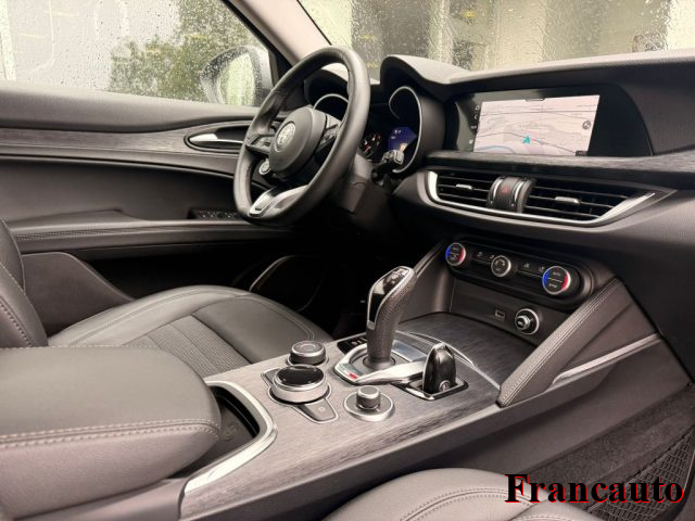 ALFA ROMEO Stelvio usata, con Cerchi in lega
