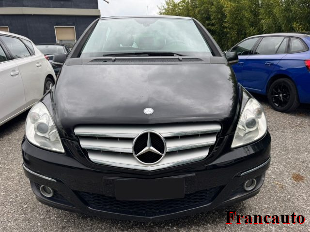 MERCEDES-BENZ B 180 usata, con Airbag