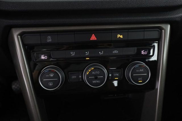 VOLKSWAGEN T-Roc usata 10