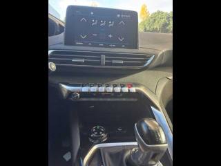 PEUGEOT 3008 usata, con Sistema di navigazione