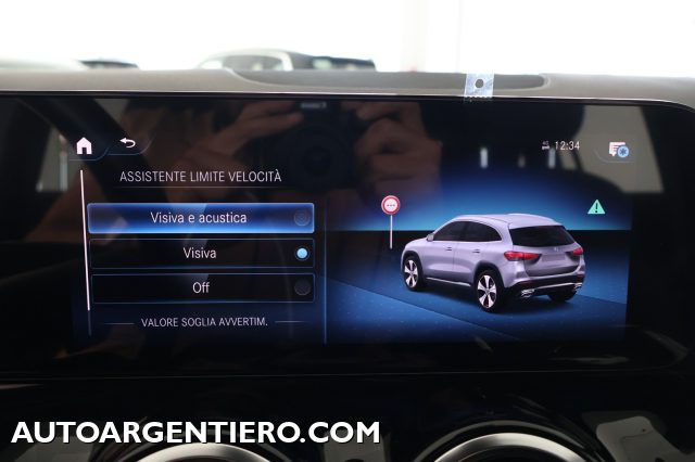 MERCEDES-BENZ GLA 200 usata, con Sedile posteriore sdoppiato