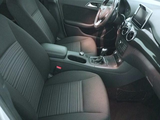 MERCEDES-BENZ B 180 usata 17