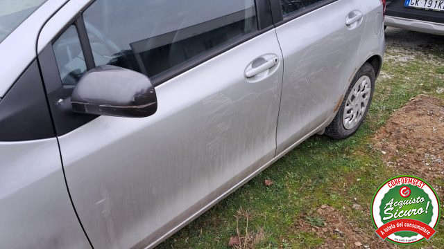 TOYOTA Yaris usata, con Boardcomputer