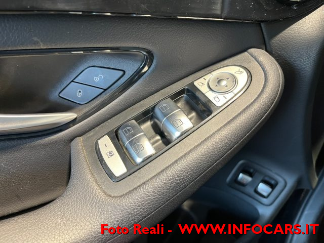 MERCEDES-BENZ GLC 300 usata, con Autoradio digitale