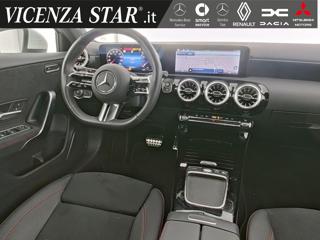 MERCEDES-BENZ A 180 usata, con Cerchi in lega