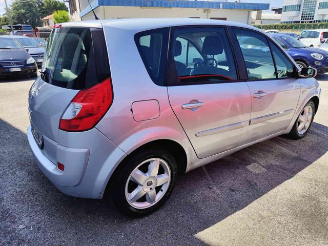 RENAULT Scenic usata, con Airbag laterali