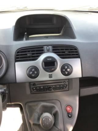 RENAULT Kangoo usata, con Controllo automatico clima