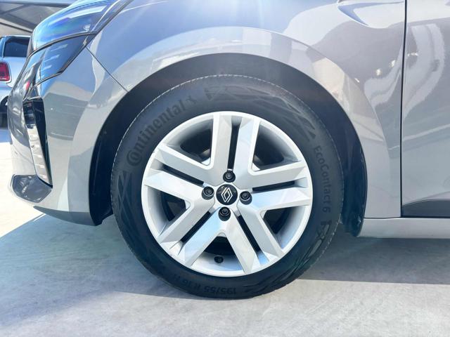 RENAULT Clio usata, con Climatizzatore