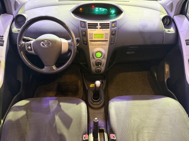 TOYOTA Yaris usata 7