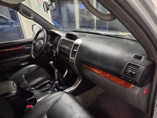 TOYOTA Land Cruiser usata, con Immobilizzatore elettronico