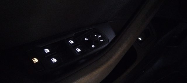 VOLKSWAGEN Passat usata, con Adaptive Cruise Control