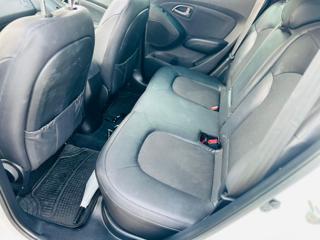 HYUNDAI iX35 usata, con Sedile posteriore sdoppiato