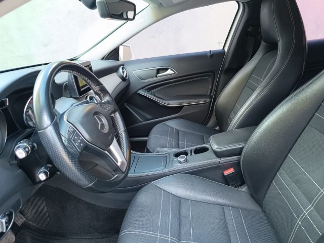 MERCEDES-BENZ GLA 200 usata, con Climatizzatore