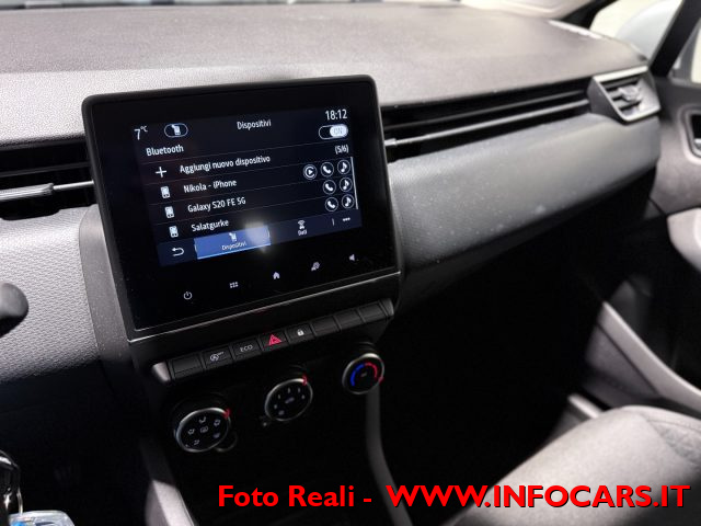 RENAULT Clio usata, con Volante in pelle