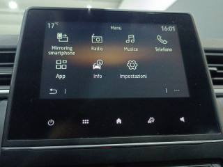RENAULT Captur usata, con Autoradio digitale