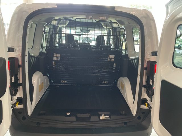 FORD Transit Courier usata, con ESP