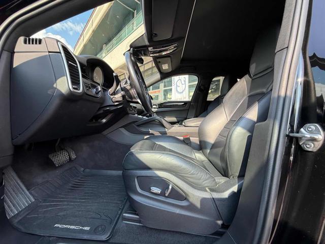 PORSCHE Cayenne usata, con Cerchi in lega