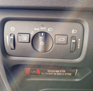 VOLVO V40 usata, con Autoradio