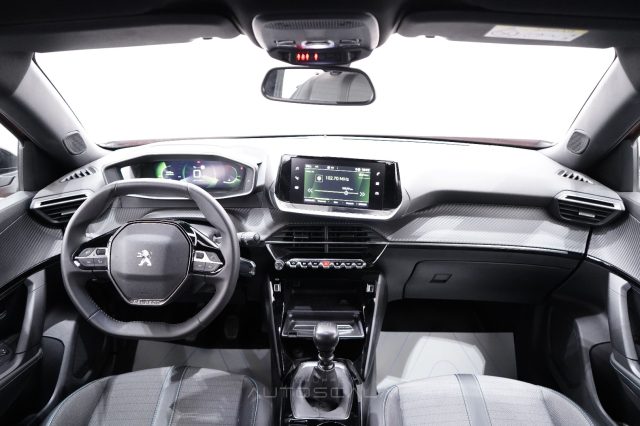 PEUGEOT 2008 usata, con Luci diurne LED