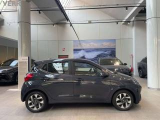 HYUNDAI i10 usata, con Airbag laterali